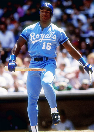 Greatest Athlete of All Time: Bo Jackson – BeerSlugger.com